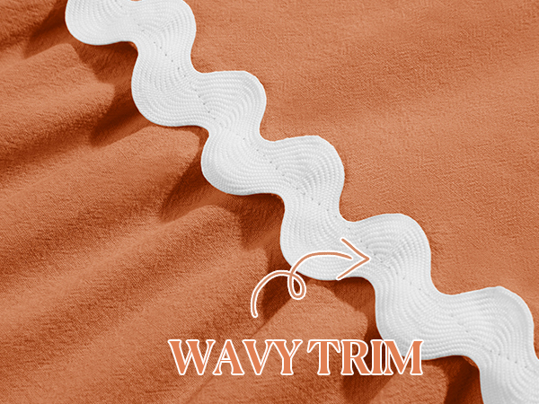 Wavy Trim